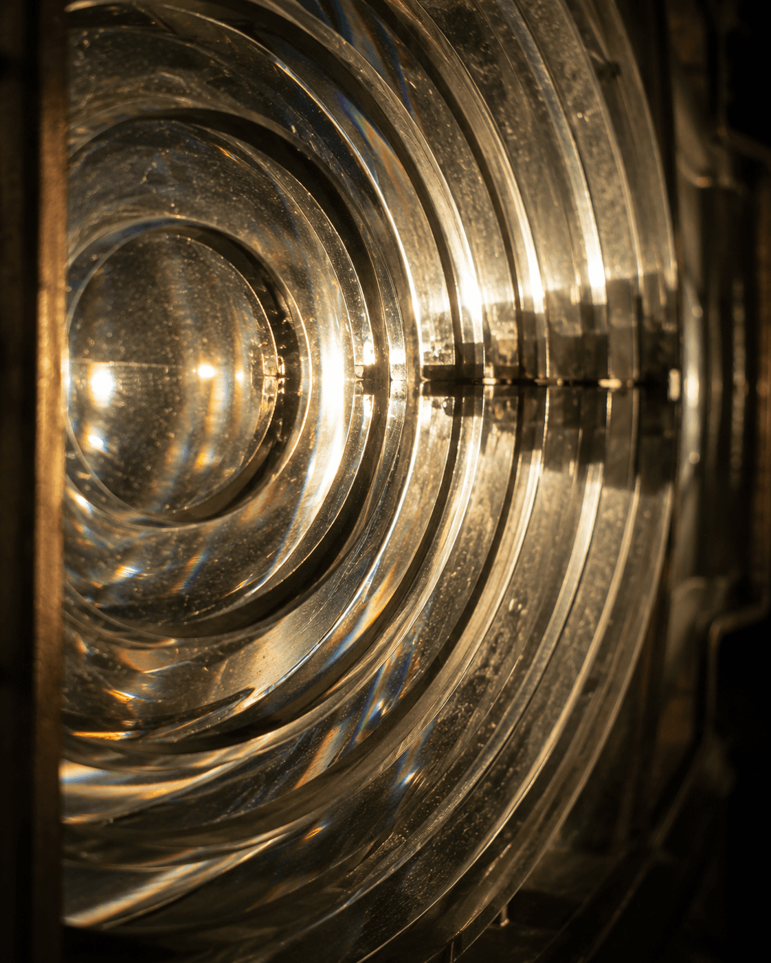 First-order Fresnel lens, close